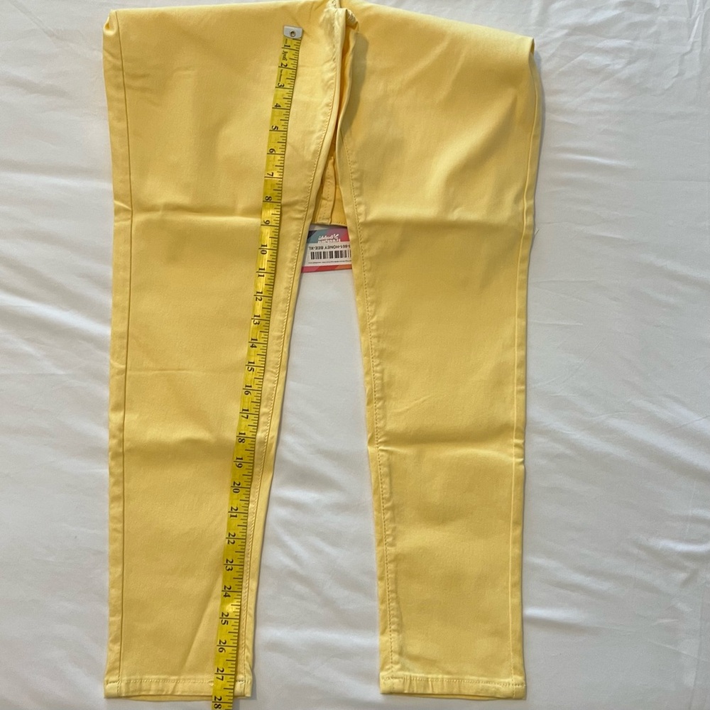 YMI Bright Yellow SUPER STRETCH Skinny Jeans XL - Picture 10 of 11